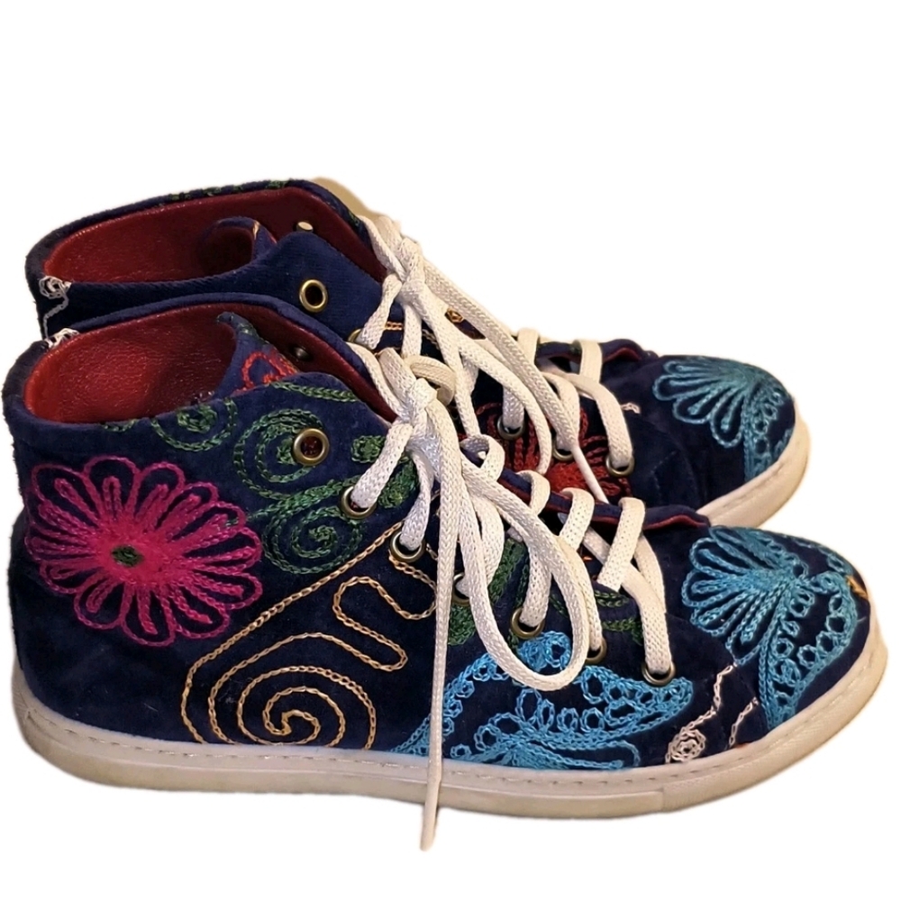 Shans Amsterdam EU 37 (US 6.5/7) Embroidered Blue Velvet High-Top Sneakers